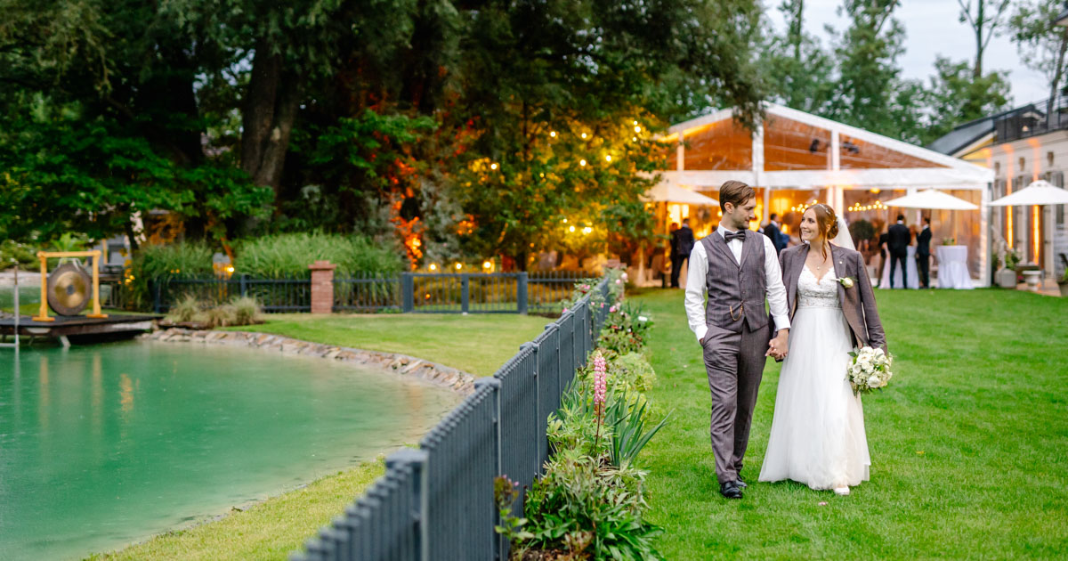 Wedding at Thalheim Castle, Lower Austria :: photo copyright Karin Bergmann